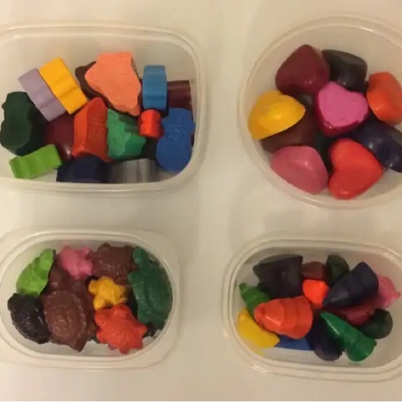 Shaped Crayons Choice of Hearts, Turtles, Trees, Christmas Art Supplies Crafts - Picture 1 of 1